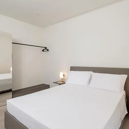 Mamma Mia Holidays - Mercanzia Apartment *